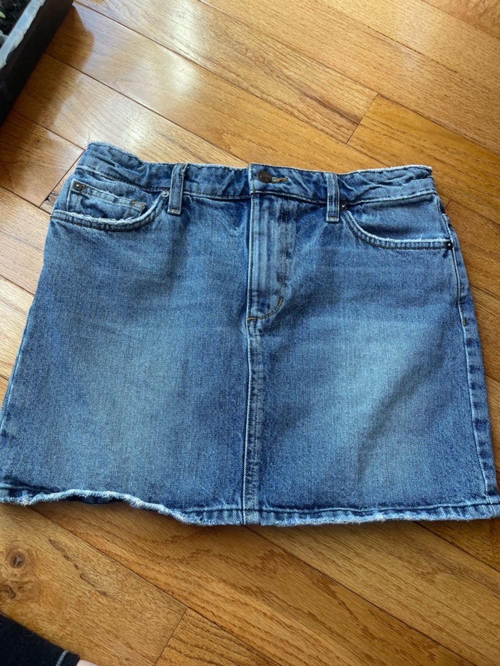 Joe's Jeans Medium Blue Denim Mini Skirt with Subtle Fray y2k
